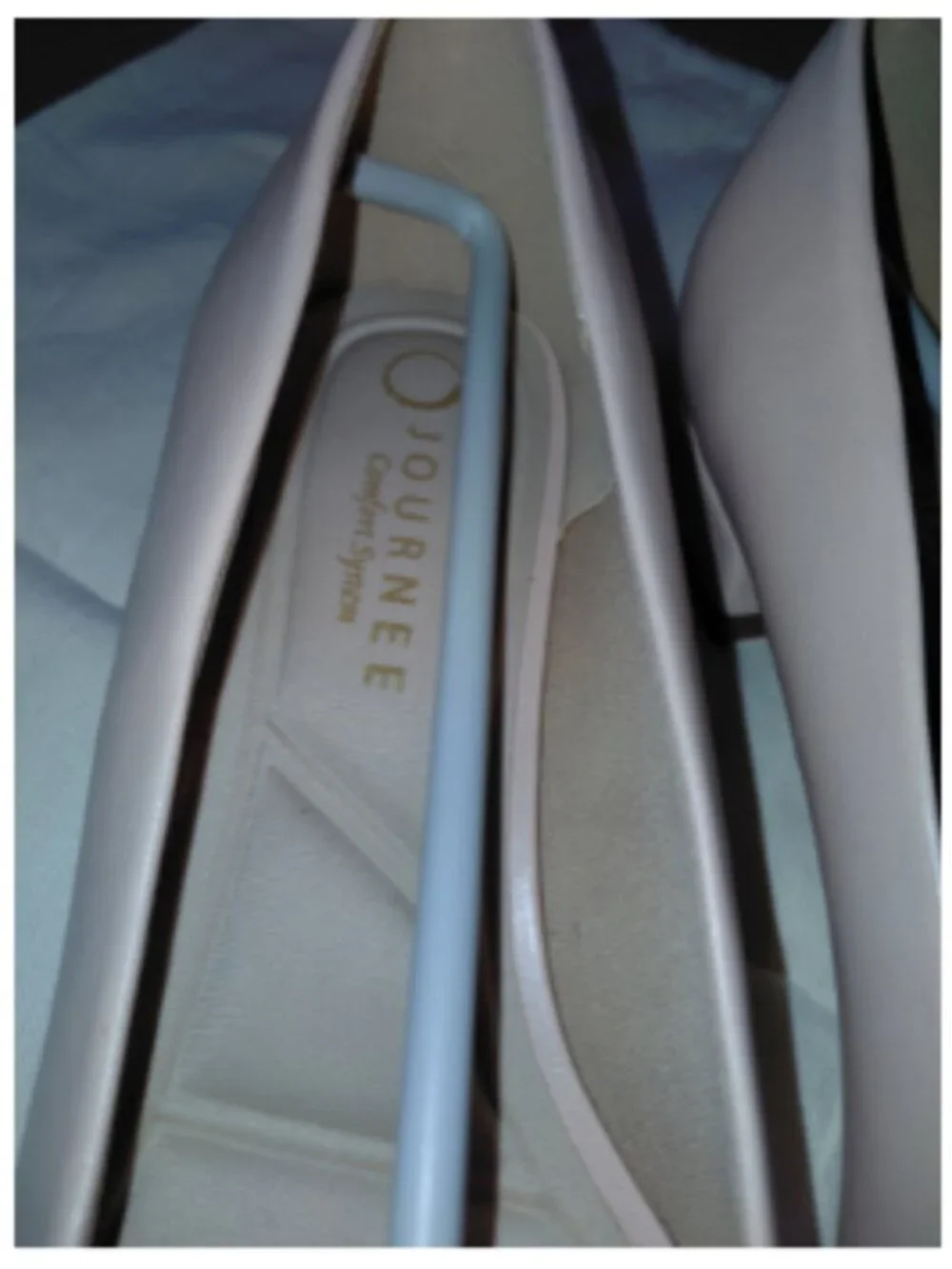 NWOT Ophelia Bow Pointed Toe Flat Women's Size 8W Beige - Picture 5 of 15